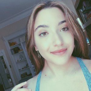 Meet your Posher, Paige